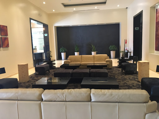 IZA Business Centers Platinum Tower