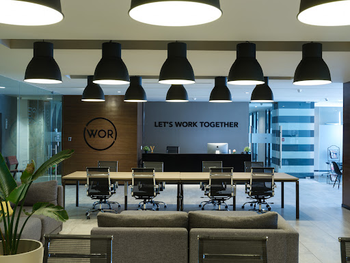Wor Business Center - Garza Sada